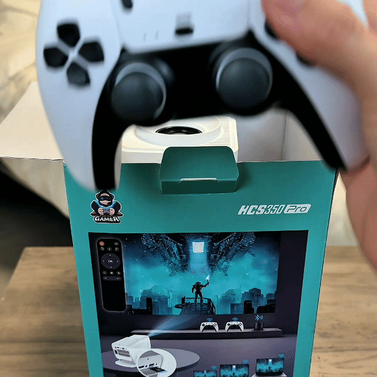 RetroGamePro™ Game Projector